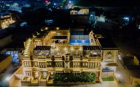 Hotel Grand Khalifa